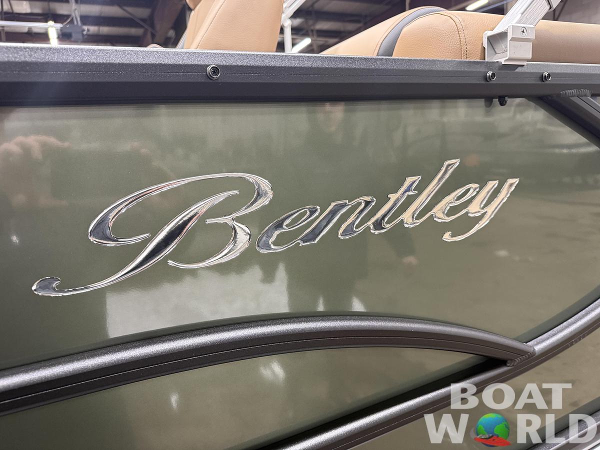 2026 Bentley Legacy 223 Navigator DL Quad Lounge Tritoon $51995