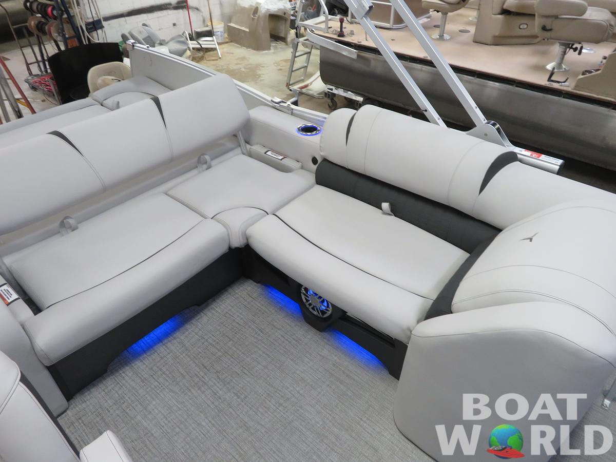 2024 Tahoe Pontoons Cascade 2385 Swingback (VRB) & Honda 115HP 4-Stroke EFI