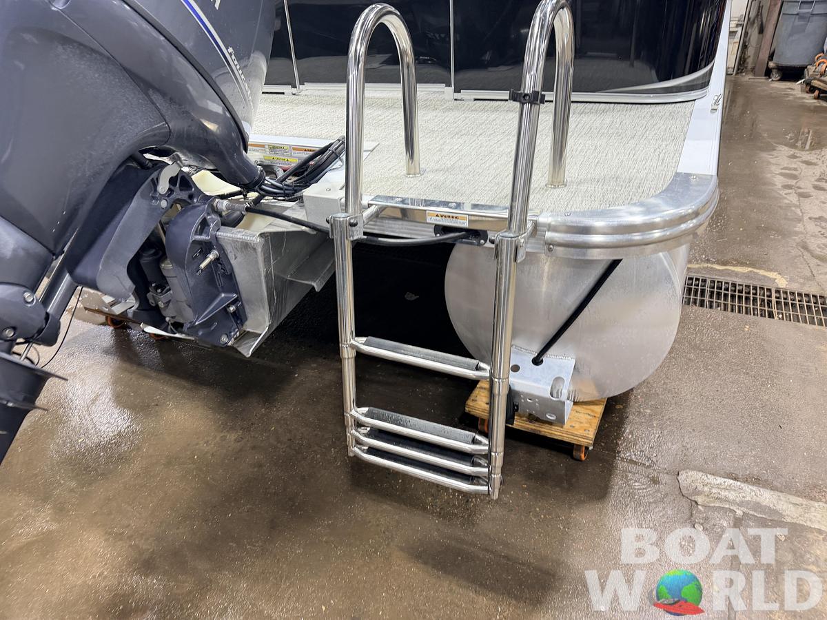 Used 2023 Avalon LSZ 2385 Quad Lounge Pontoon & 115HP Yamaha -$35,995