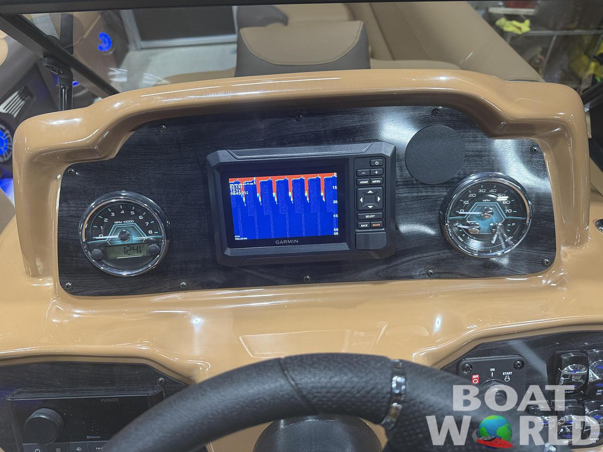 2026 Tahoe Pontoons LTZ 2385 Elite Windshield Tritoon