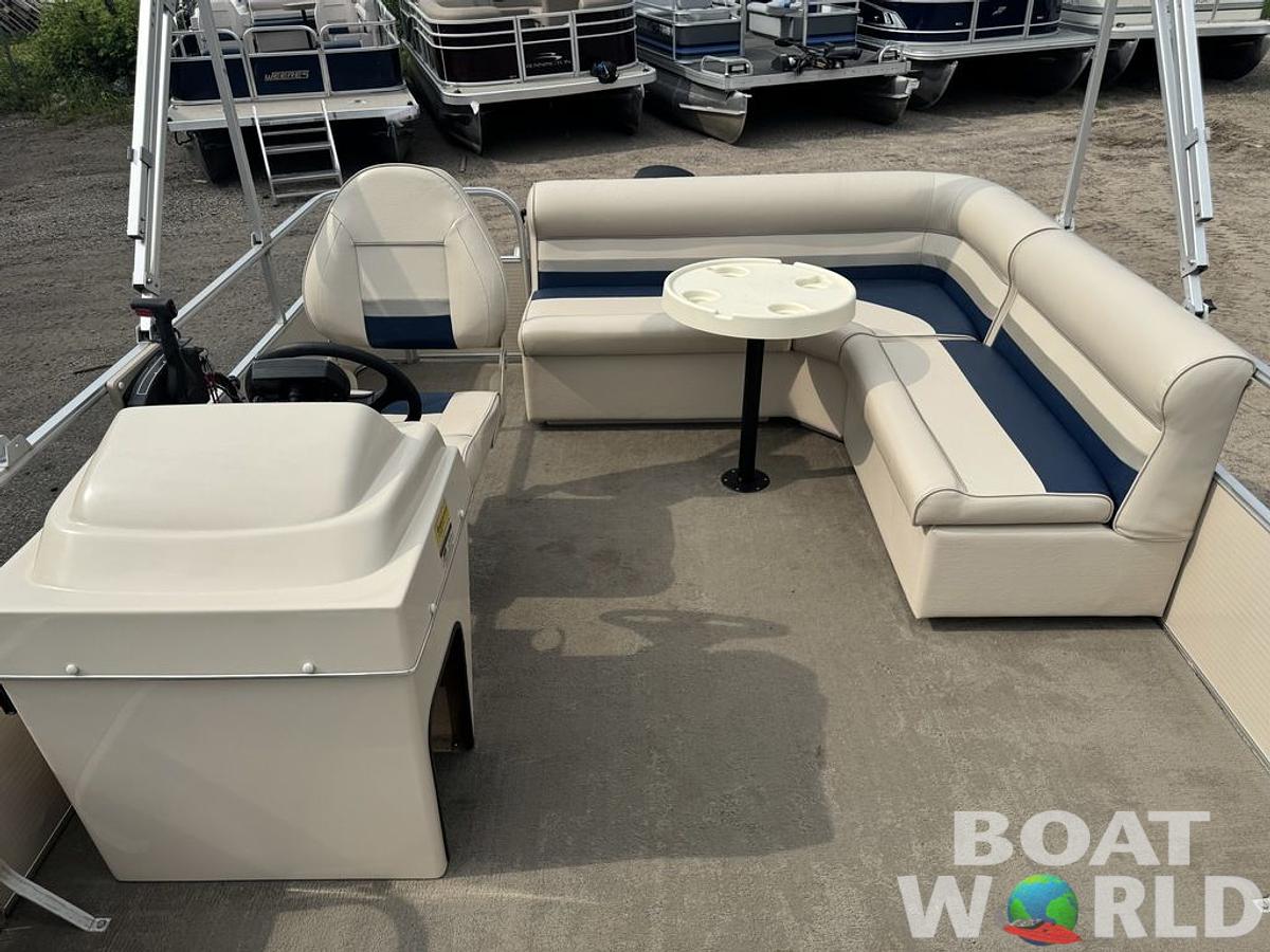 Used 2010 Weeres Cadet Fish 18' & Mercury 4-Stroke