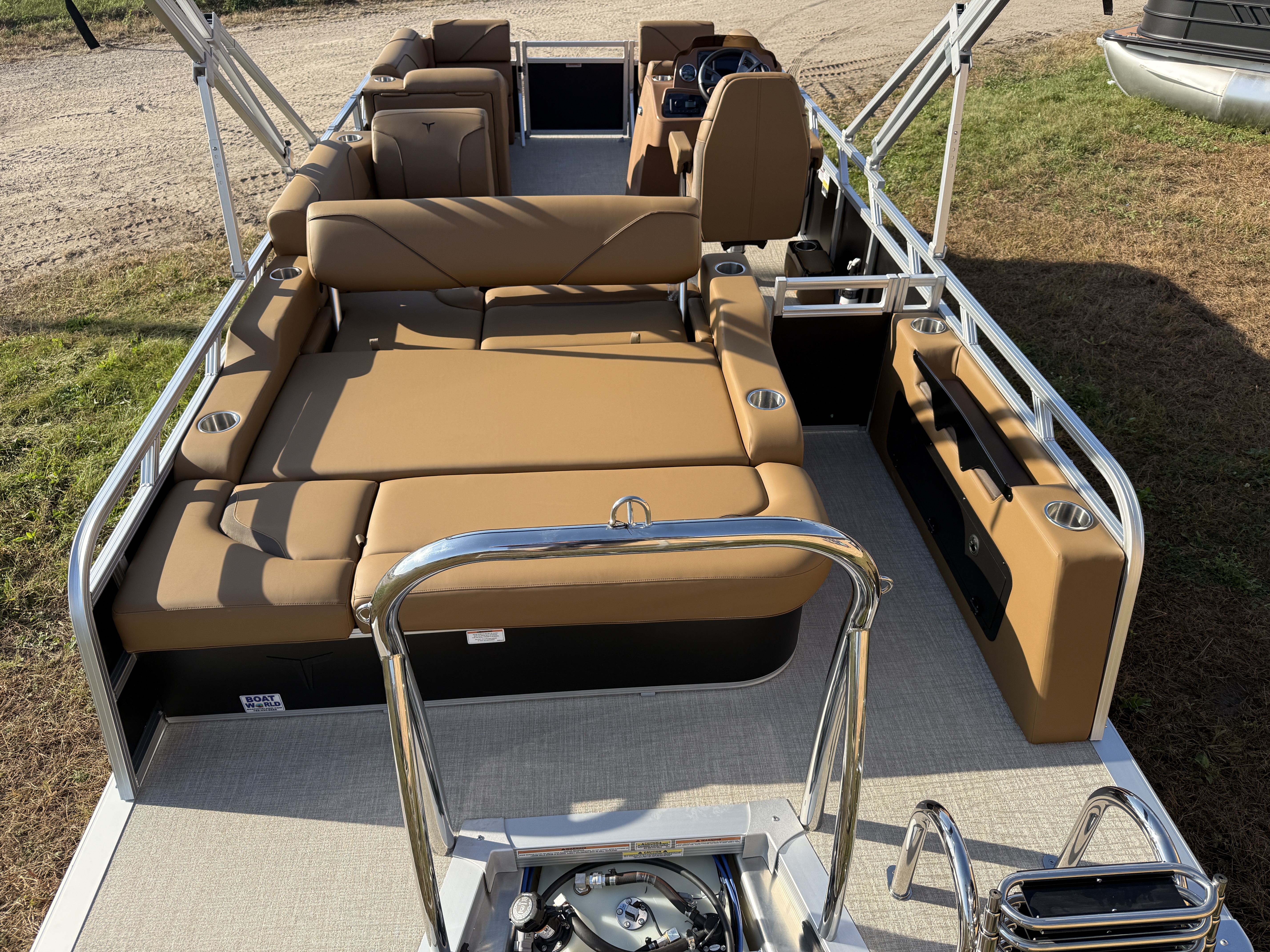2027 Tahoe Sport VRB 2180 Swingback $31995
