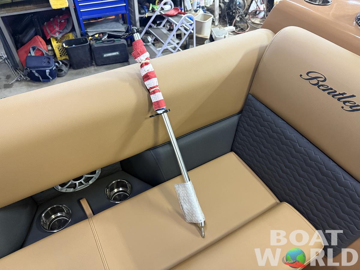 2026 Bentley Pontoons Elite 253 Admiral Quad Lounge Tritoon & 4-Stroke EFI