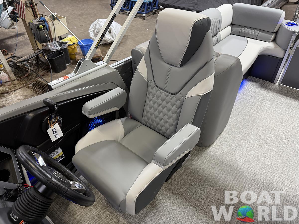 2025 Tahoe Pontoons Cascade 2385 Quad Lounge Tritoon & Honda 4-Stroke EFI