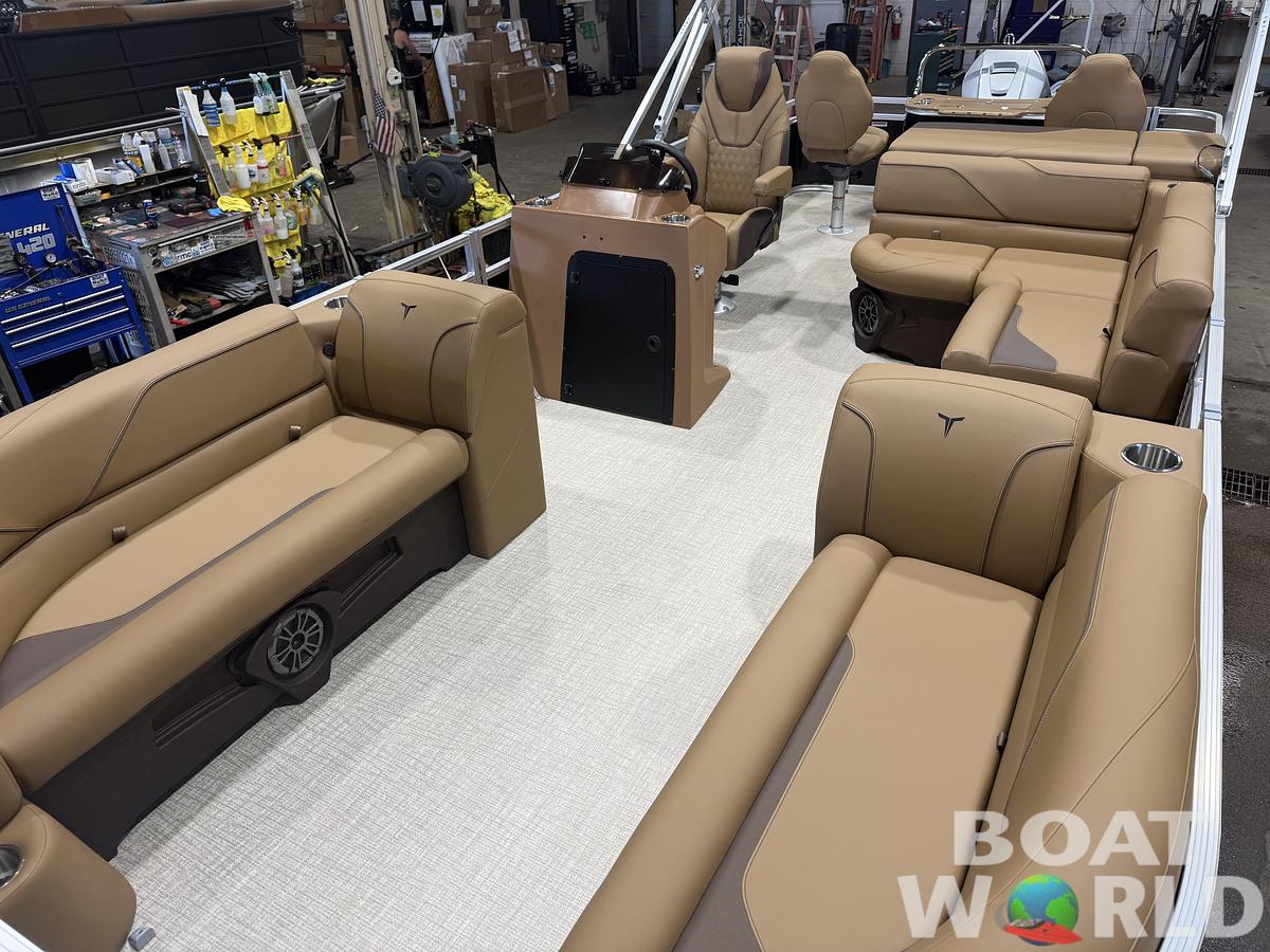 2027 Tahoe Sport Rear Fish 2385 & 4-Stroke $39995