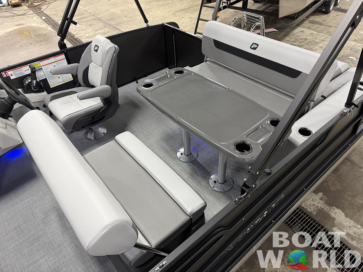 2026 Princecraft Vectra 23 RL Dinette Swingback Pontoon