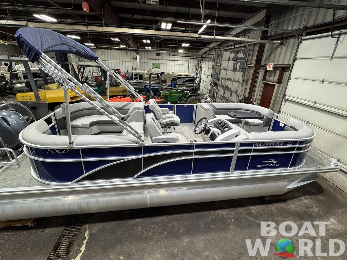 Used 2021 Bennington 22 SX Pontoon