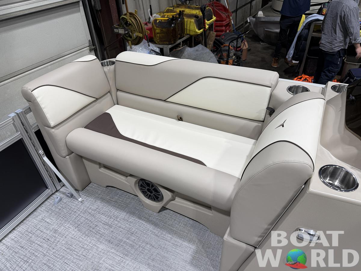 2026 Tahoe Pontoons Sport 2180 Swingback (VRB) 