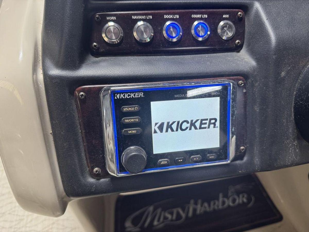 Used 2018 Misty Harbor Boats Skye SR S-2385SE Pontoon