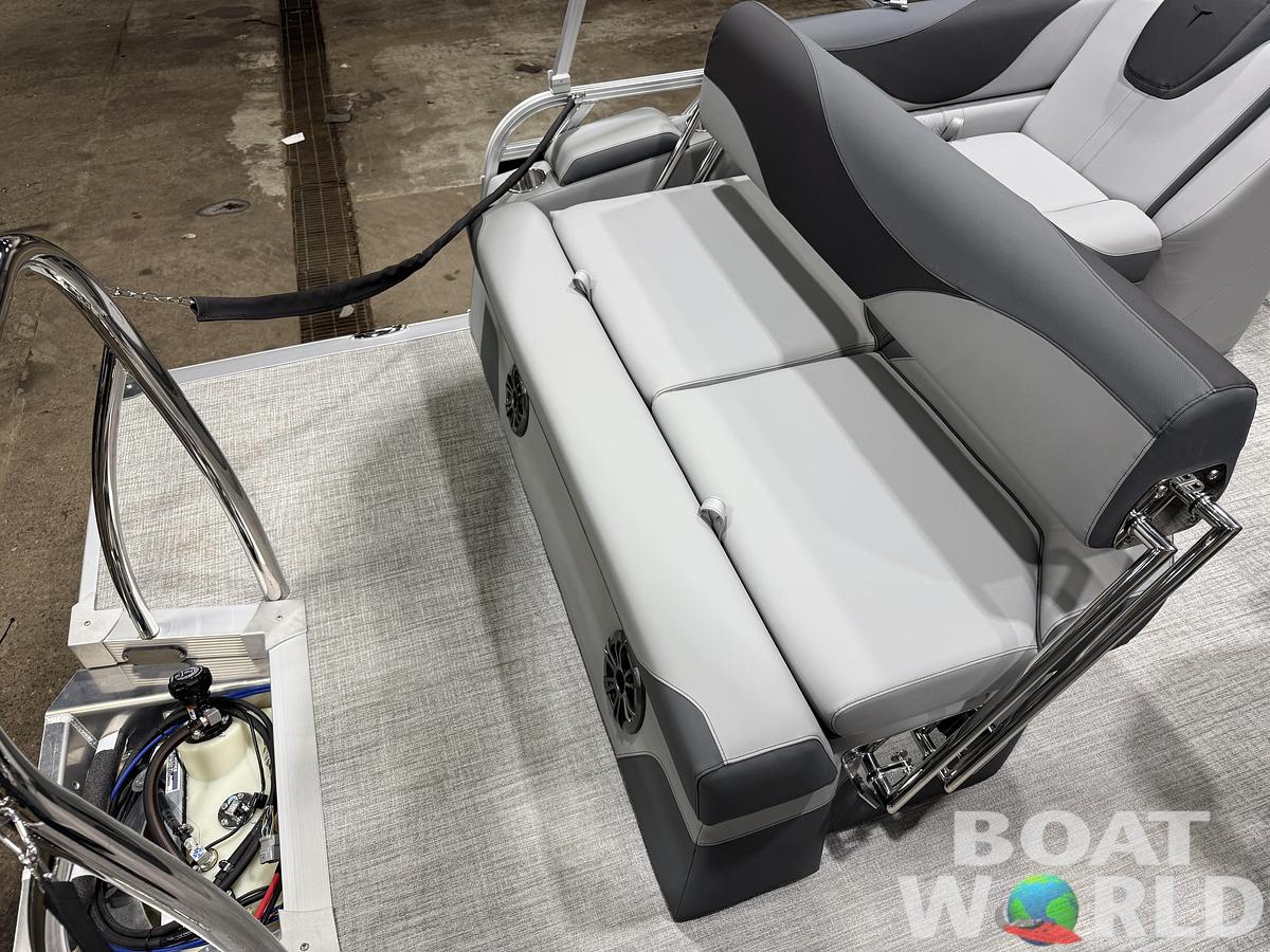 2026 Tahoe Pontoons LTZ 1985 Cruise Rear Bench (CRB) 