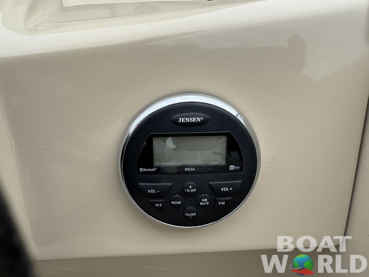 Used 2017 Sylvan 820 Cruise-n-Fish Pontoon