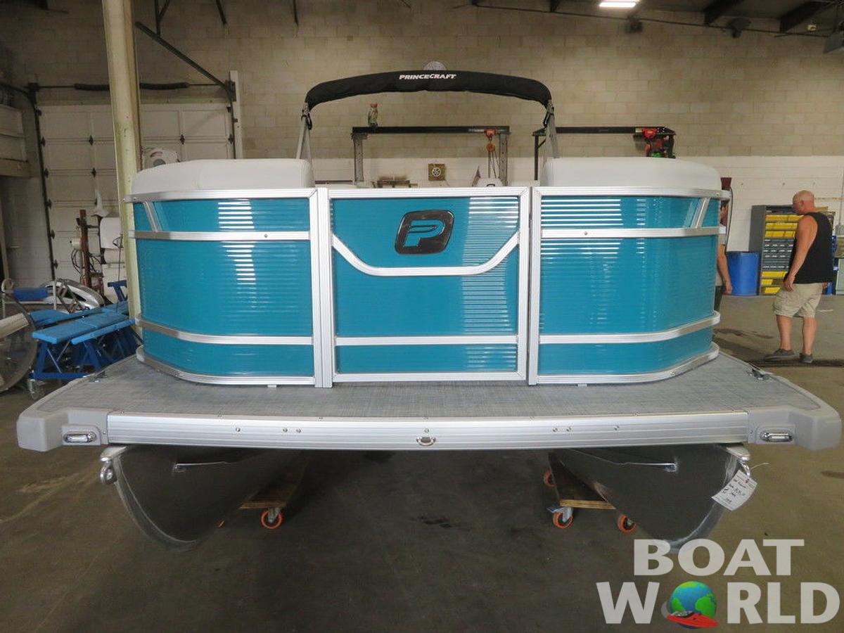 2025 Princecraft Vectra 23 RL SS Swingback Pontoon & Mercury 4-Stroke EFI