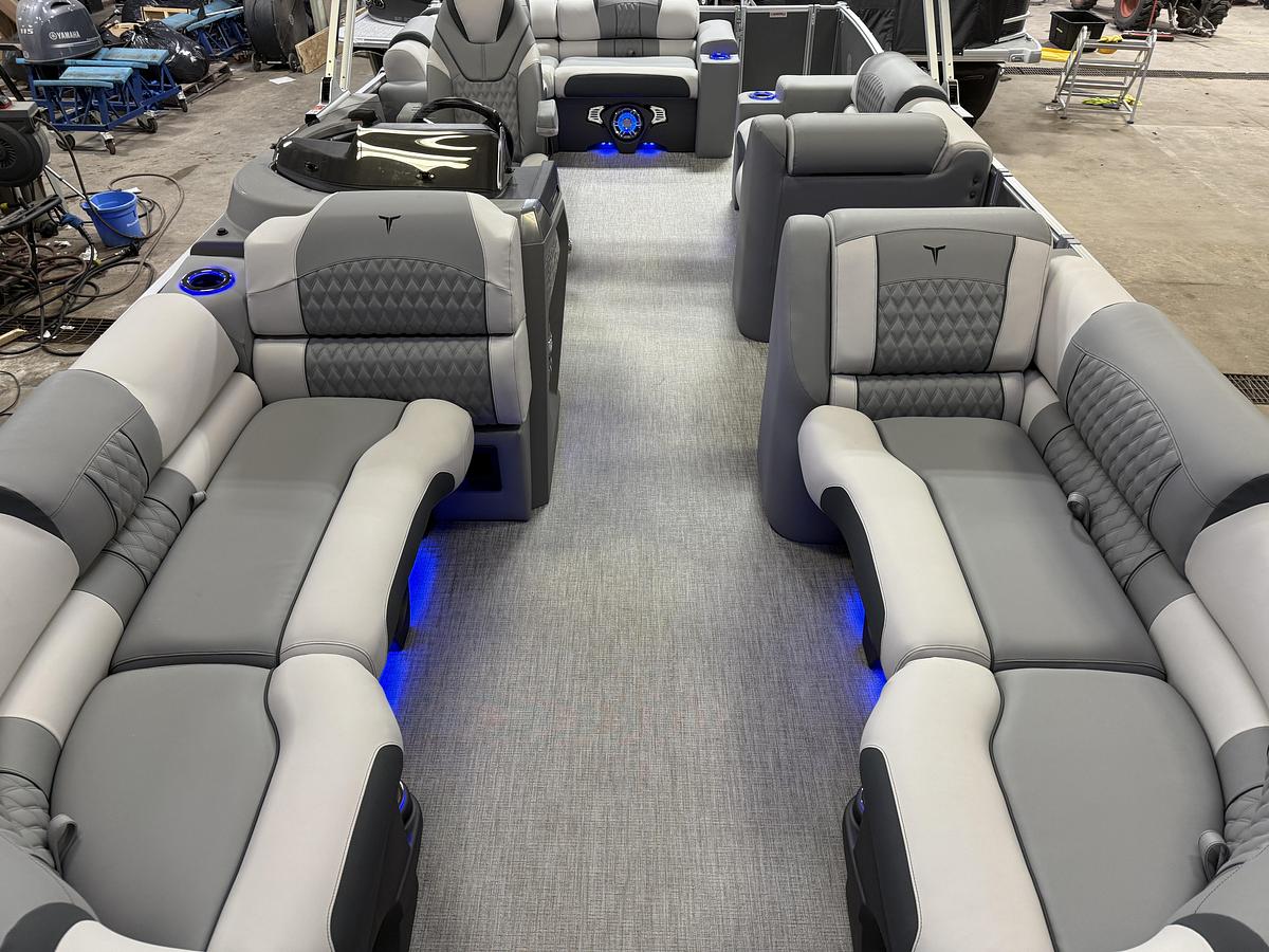 2025 Tahoe Pontoons Cascade 2385 Elite Tritoon & Honda 225HP 4-Stroke EFI