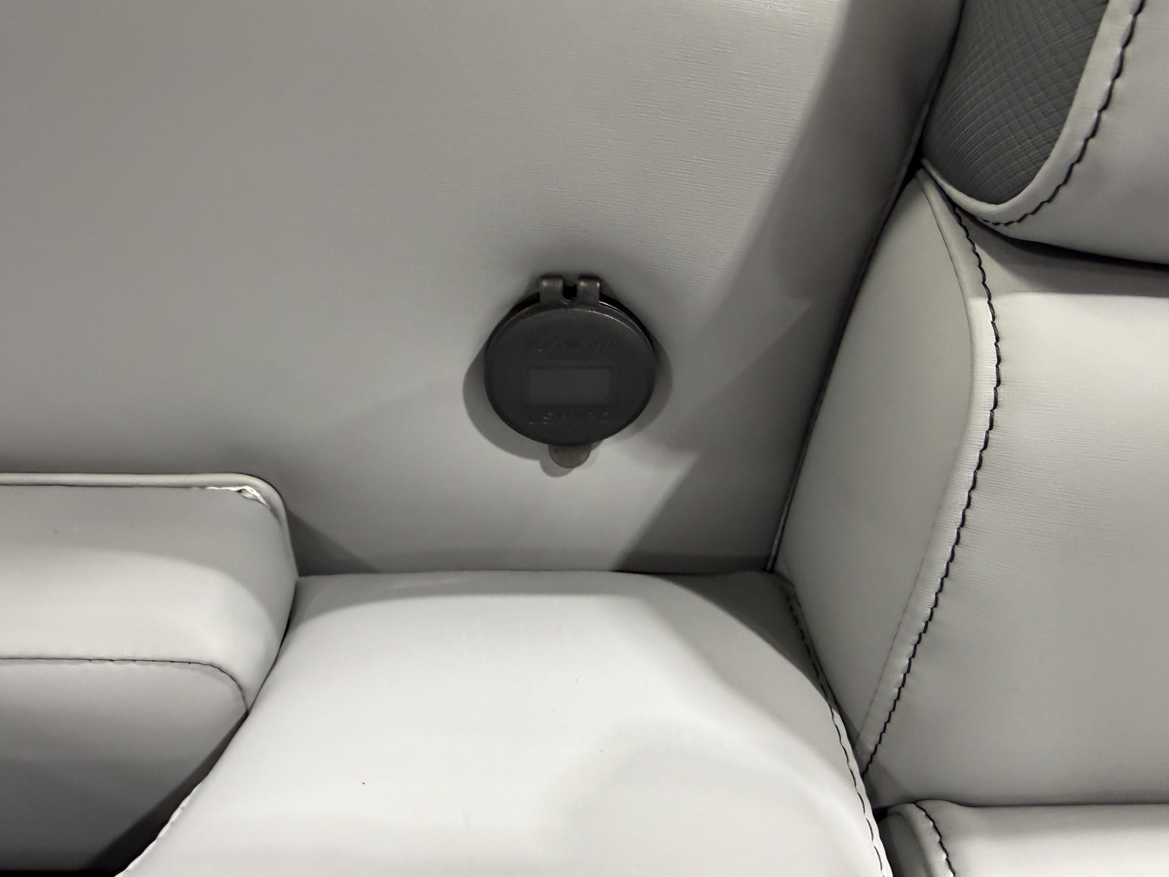 2027 Tahoe LTZ 2385 VRB SE Swingback Pontoon $42995