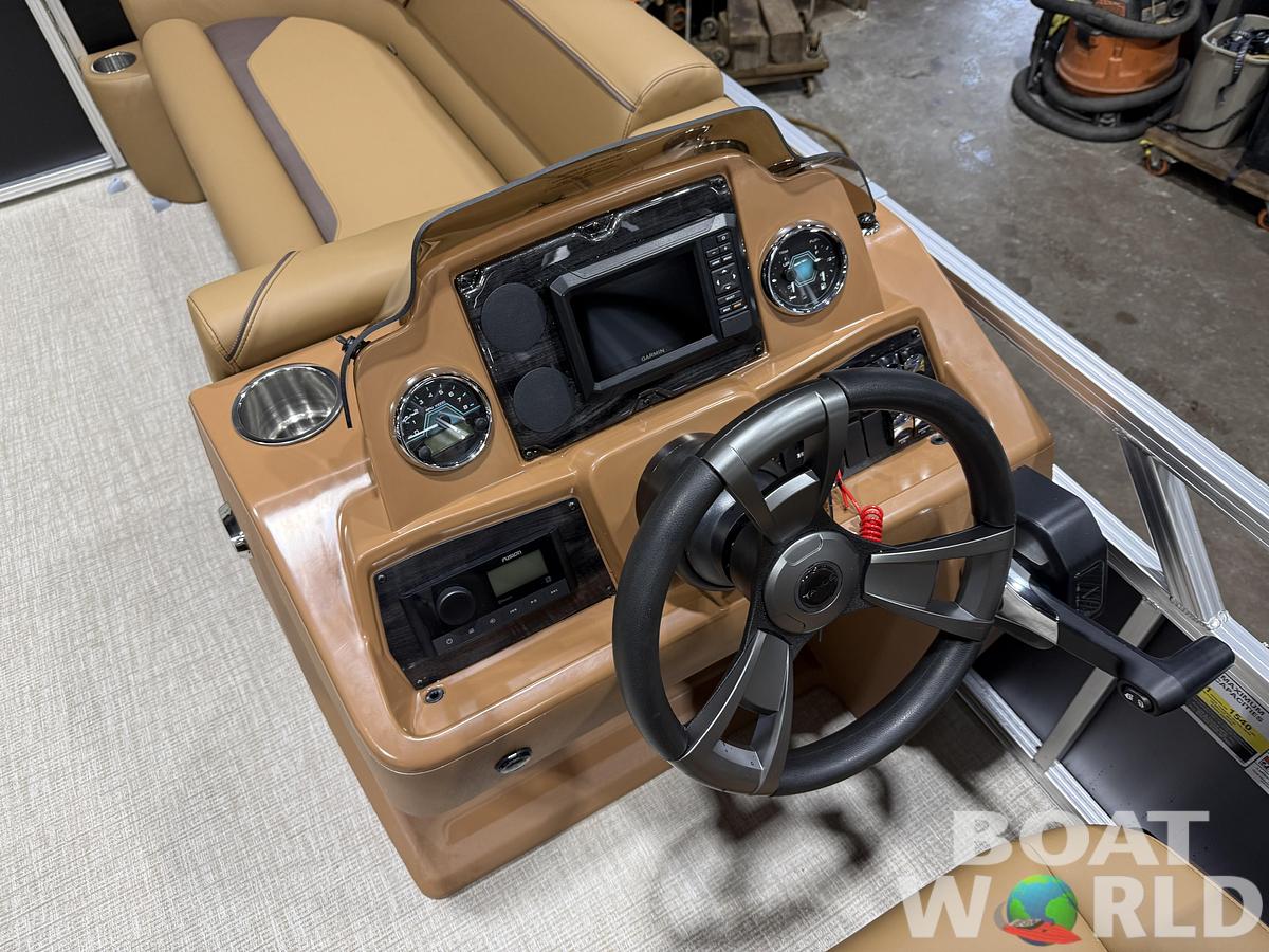 2027 Tahoe Sport VRB 2385 Swingback & 140HP $41995
