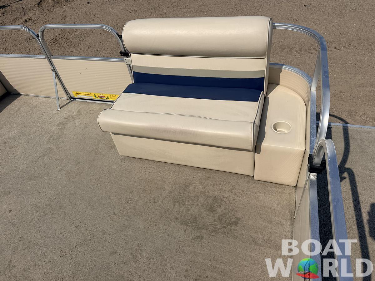 Used 2007 Weeres 200 Cadet & 25HP Mercury 4Stroke -$9,995