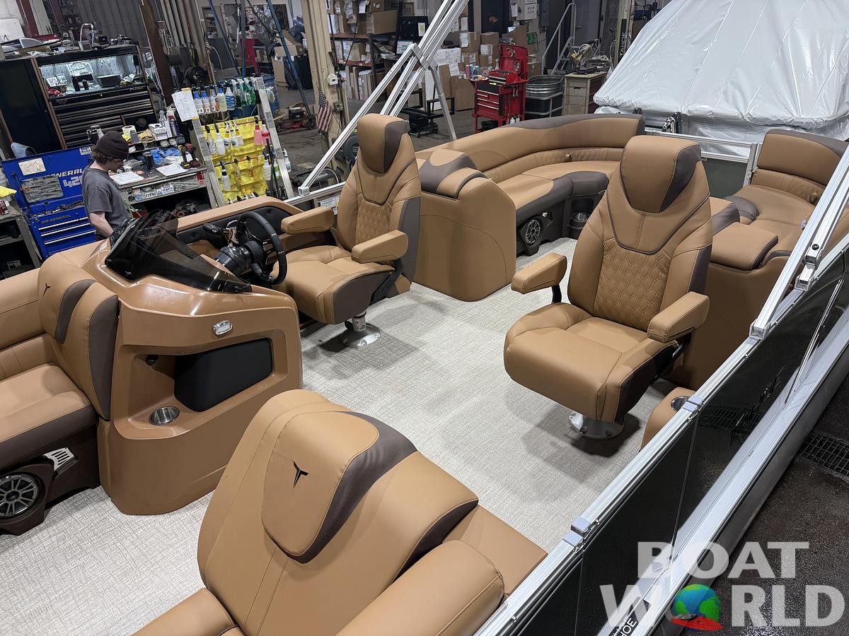 2026 Tahoe Pontoons LTZ 2385 Quad Lounge 