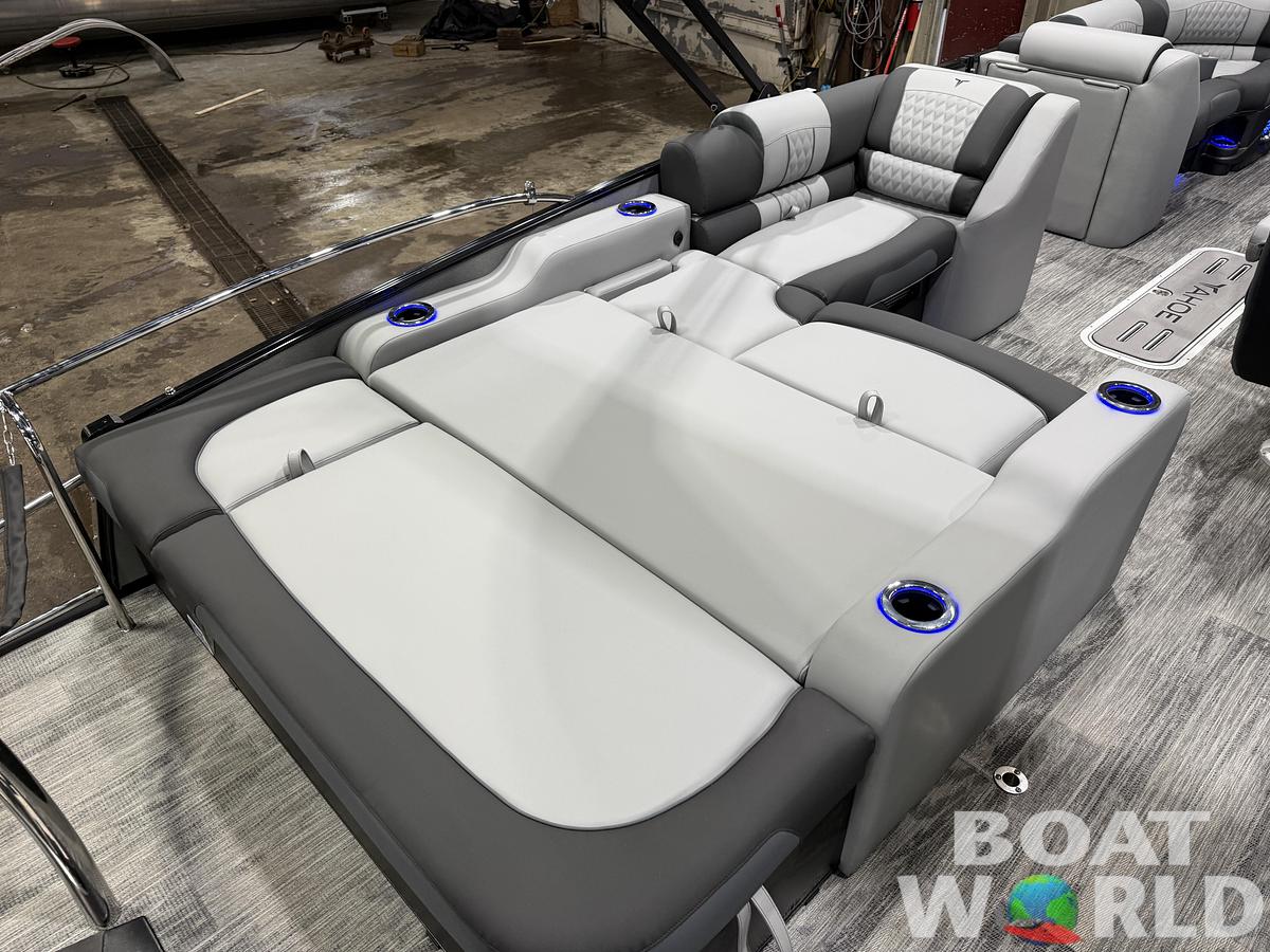 2026 Tahoe Pontoons Cascade 2385 Swingback (VRB) Tritoon