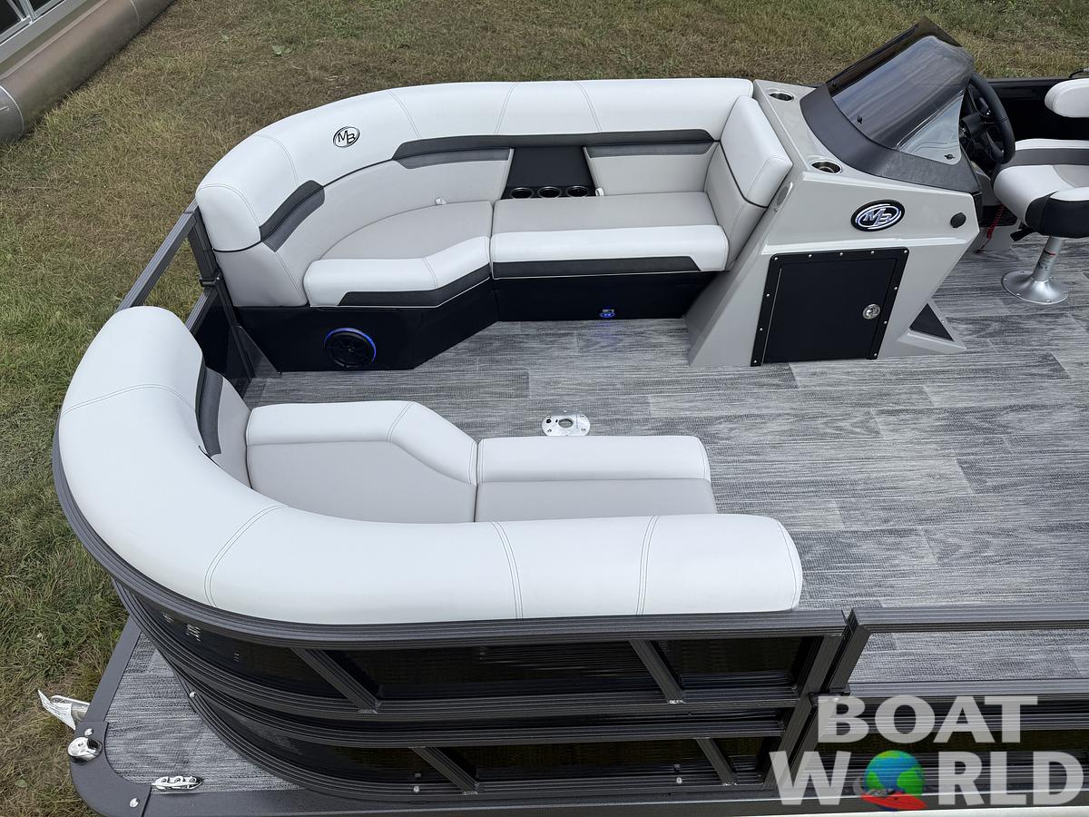 2026 Montego Bay 8522 Swingback Deluxe Pontoon 