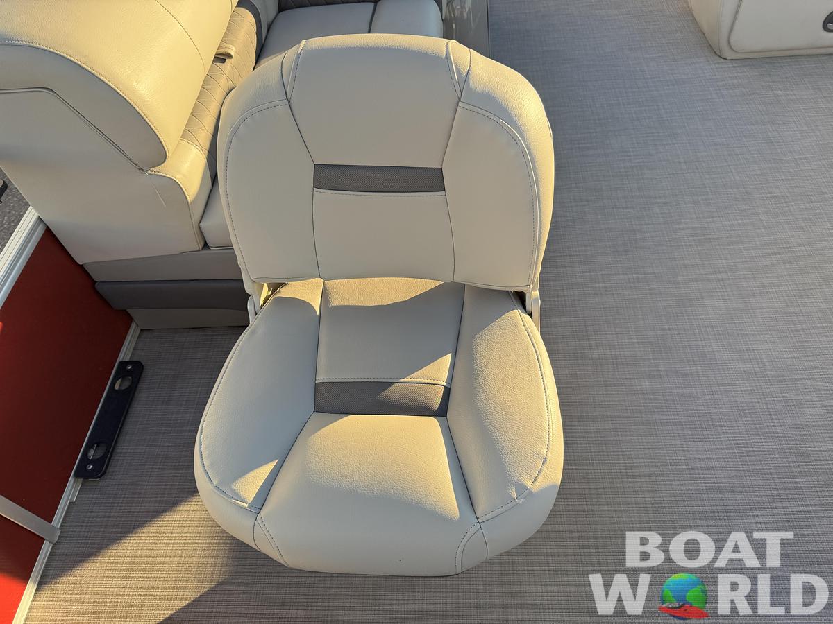 Used 2020 Sun Tracker Fishin Barge 20 DLX Pontoon