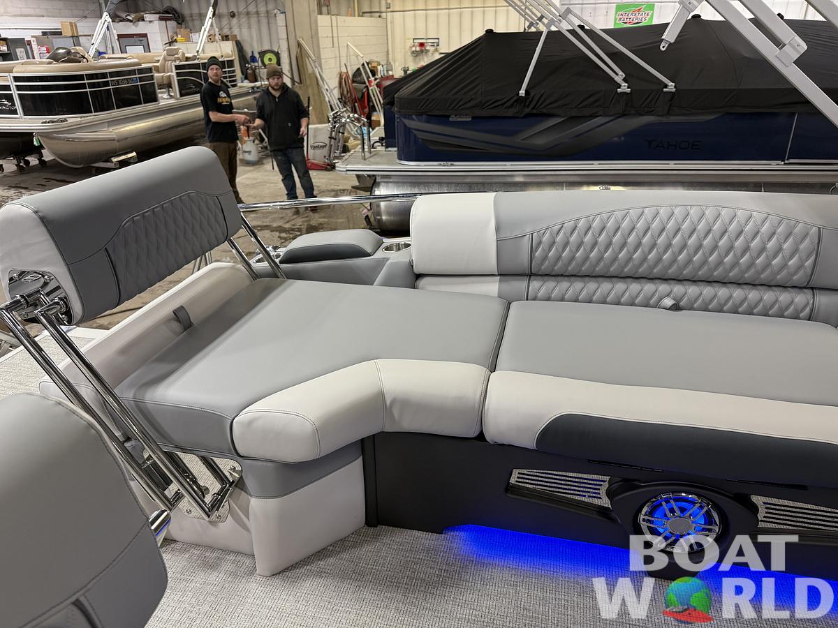 2025 Tahoe Pontoons Cascade 2385 Quad Lounge Shift Flip Tritoon & Honda 4-Stroke EFI