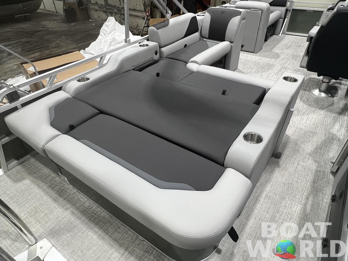 2026 Tahoe Pontoons Sport 2180 Swingback (VRB) 