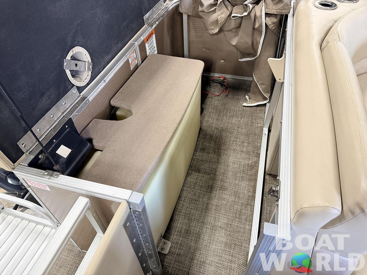 Used 2014 Bennington 2375RL & 70HP Yamaha 4Stroke - $21,995