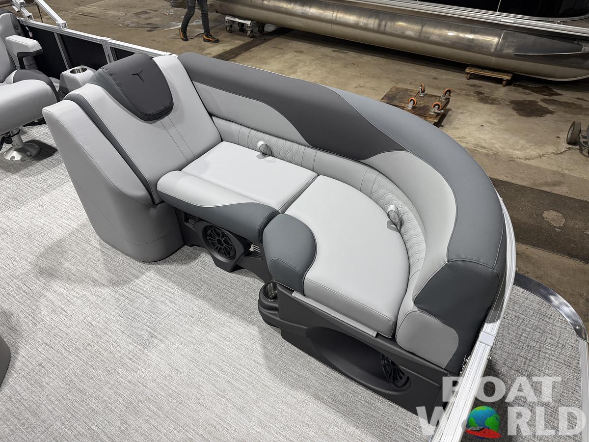 2026 Tahoe LTZ 2385 Quad Lounge & 4-Stroke $38995