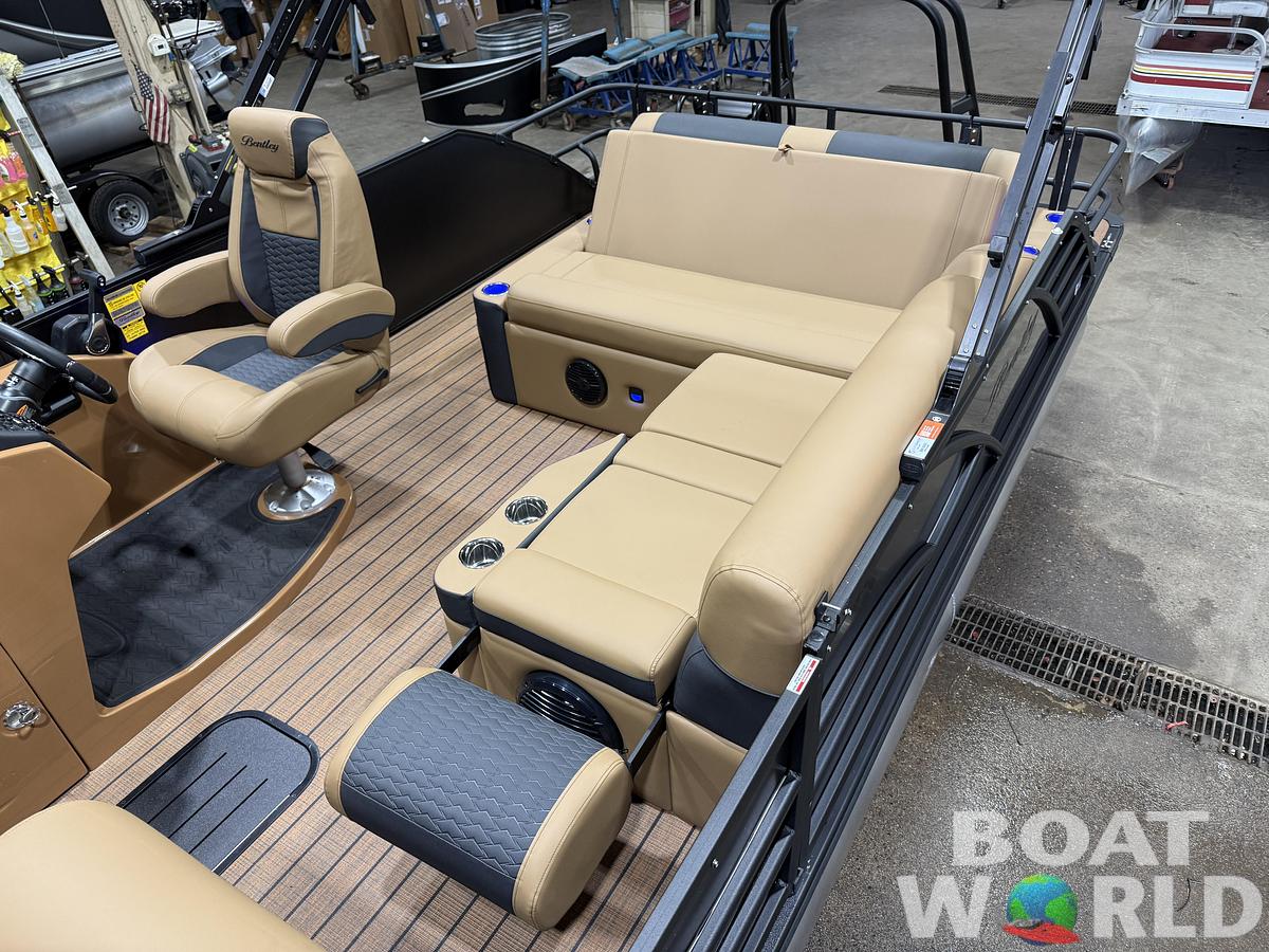 2027 Bentley Elite 223 Lounge Swingback Tritoon $66,995