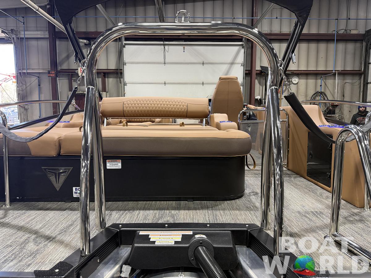 2026 Tahoe Pontoons Cascade 2385 Swingback (VRB) Tritoon 