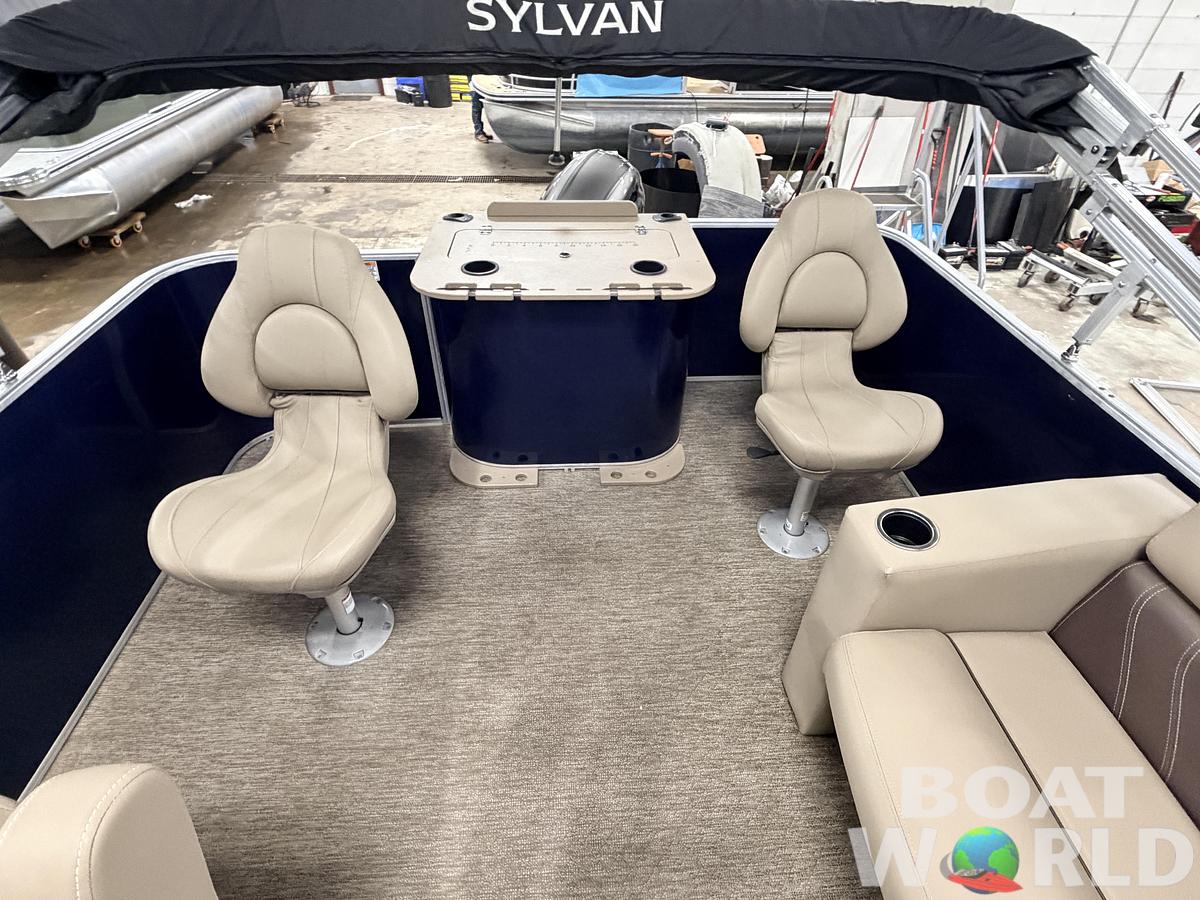 Used 2022 Sylvan  Mirage 820 Fish & Cruise