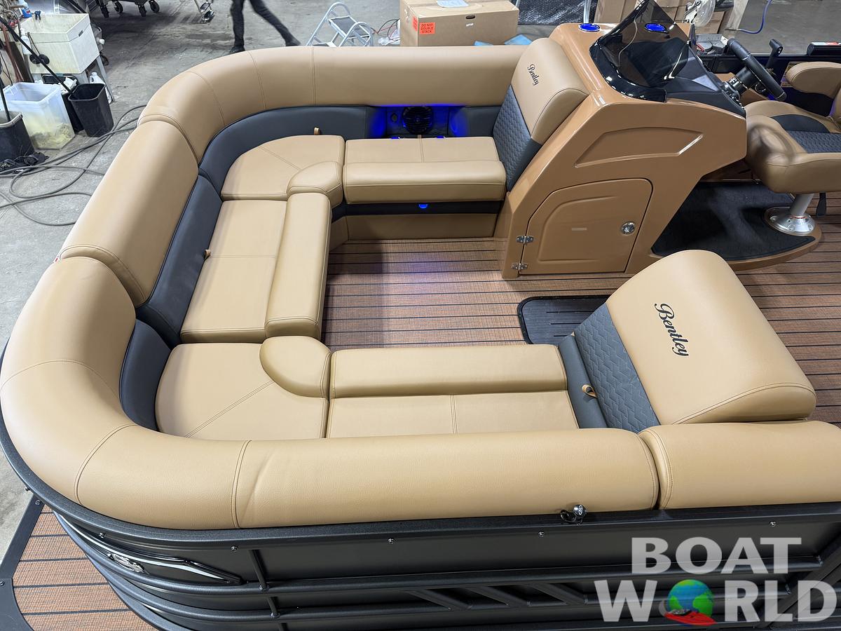 2026 Bentley Pontoons Elite 223 Admiral Quad Lounge Tritoon