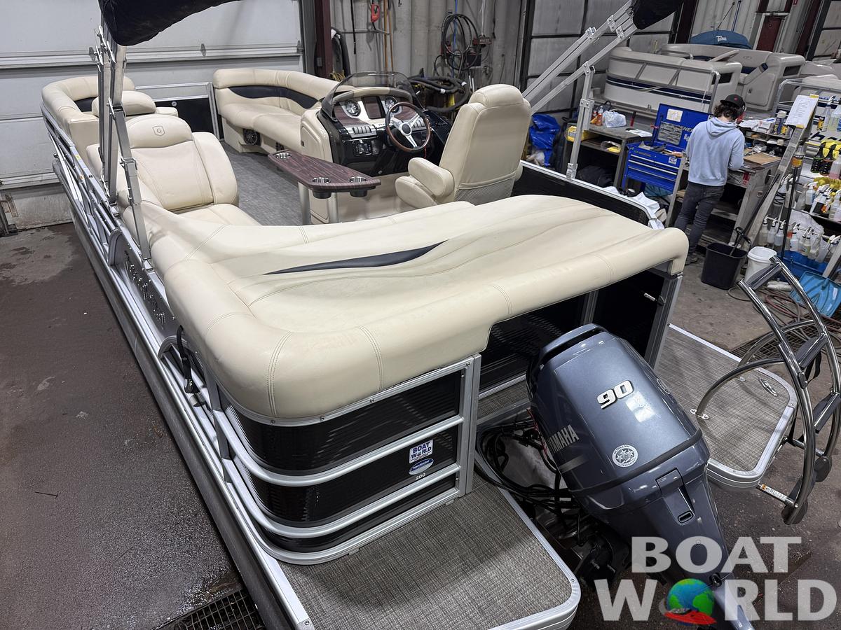 Used 2016 Aqua Patio 20' Cruise Pontoon & 90HP