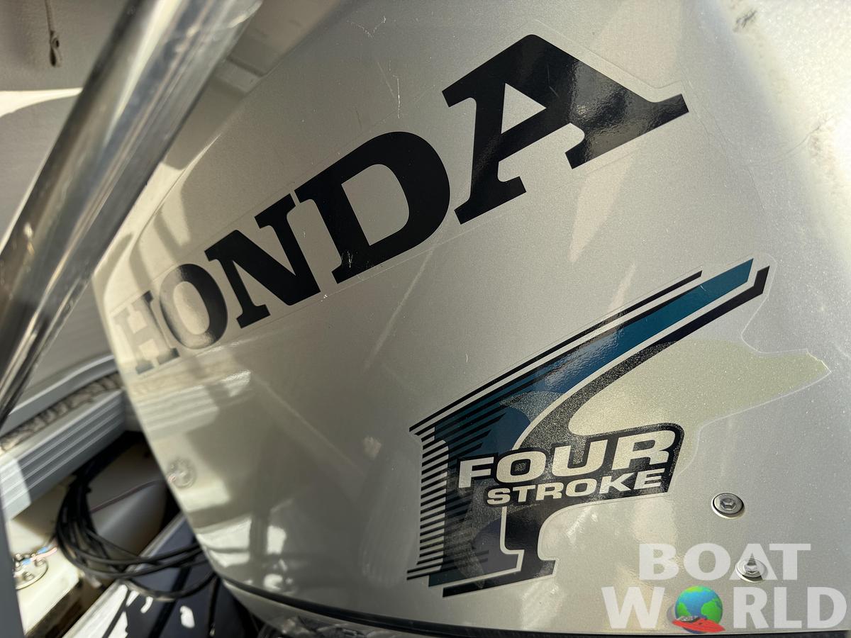 Used 2003 Premier 230 Grand Majestic Tri-toon Pontoon & 200HP Honda 4-Stroke EFI