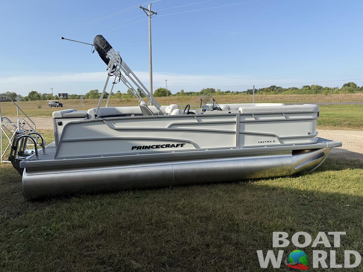 2026 Princecraft Vectra 21 Cruise Lounge Pontoon & Mercury 4-Stroke EFI