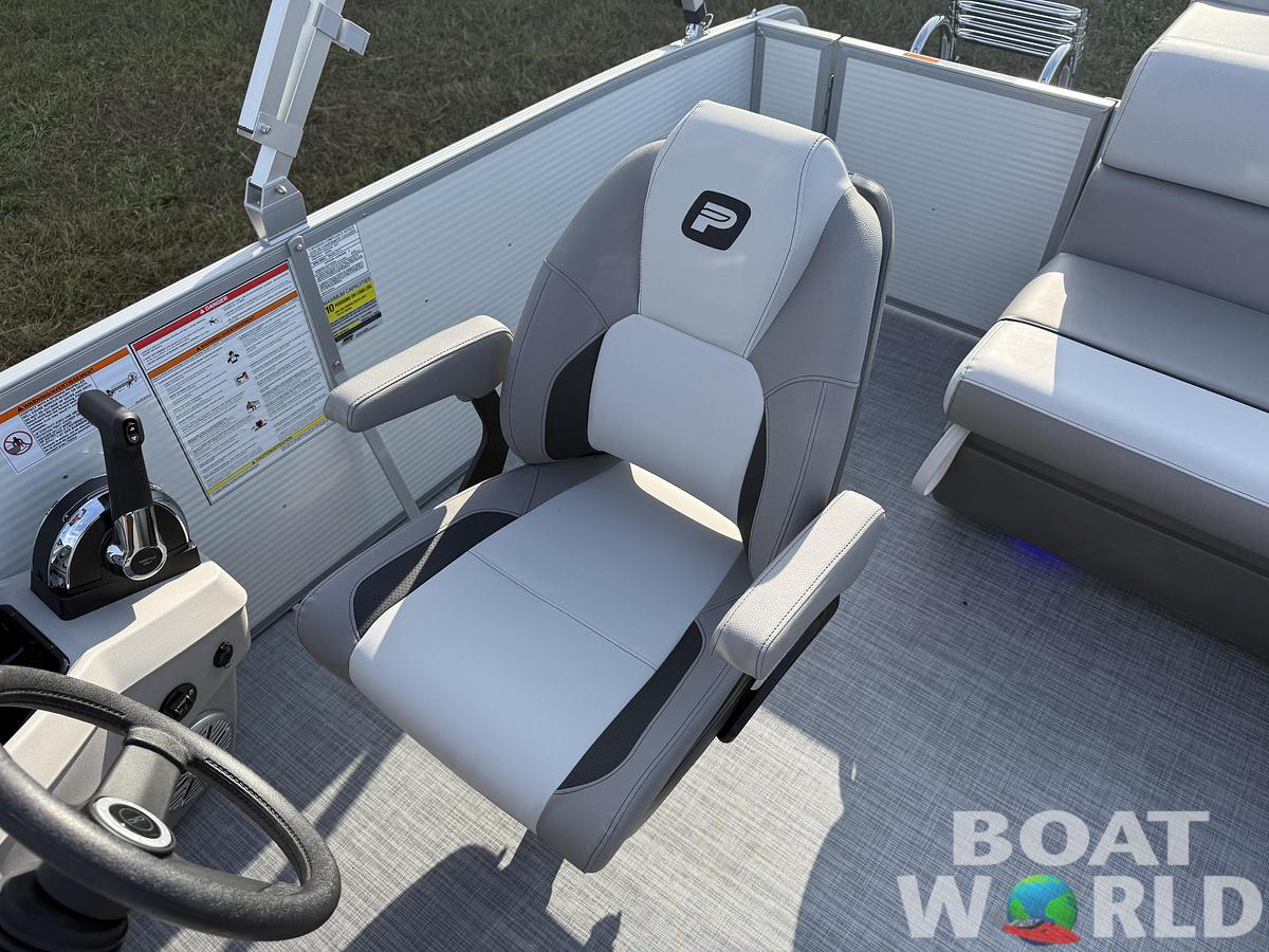 2026 Princecraft Vectra 21 Cruise Lounge Pontoon & Mercury 4-Stroke EFI