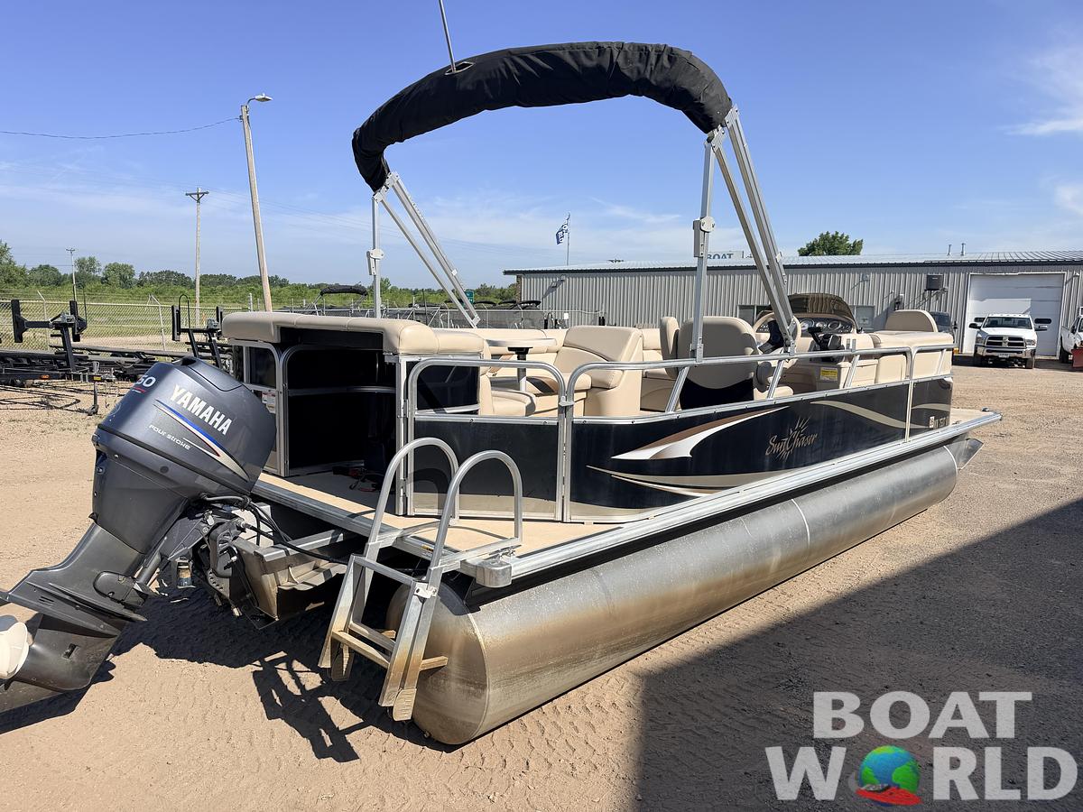 Used 2012 SunChaser 22 Fish 'N Cruise & 50HP Yamaha 4Stroke -$17,995