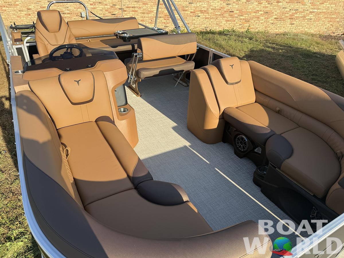 2025 Tahoe Pontoons LTZ 2385 Entertainer