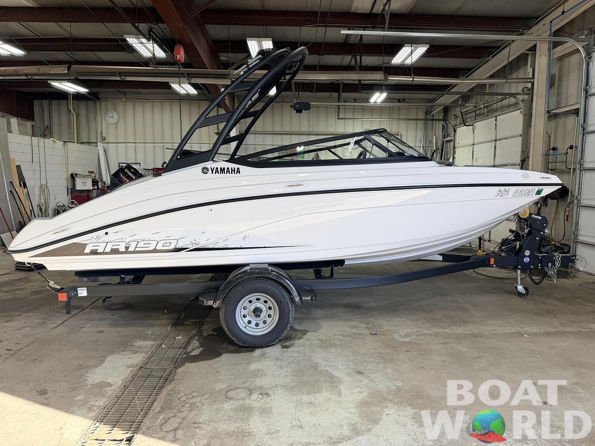 Used 2023 Yamaha AR 190