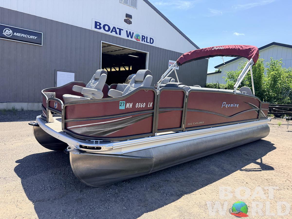Used 2016 Premier 220 Explorer