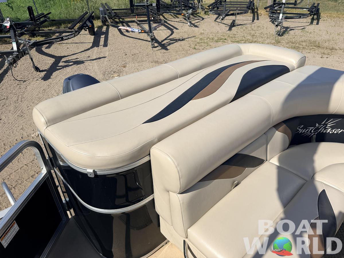 Used 2012 SunChaser 22 Fish 'N Cruise & 50HP Yamaha 4Stroke -$17,995