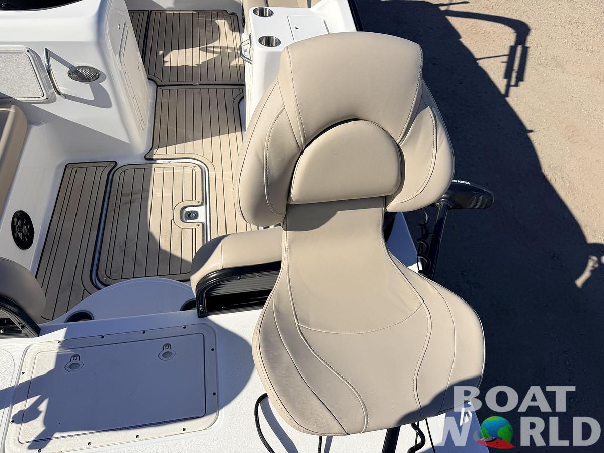 Used 2021 Hurricane Fun Deck 198 with 140HP Suzuki & Tandem Axle Trailer -$31,995