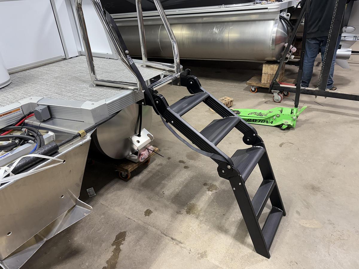 2025 Tahoe Pontoons LTZ 2385 Swingback (VRL) & Honda 4-Stroke EFI