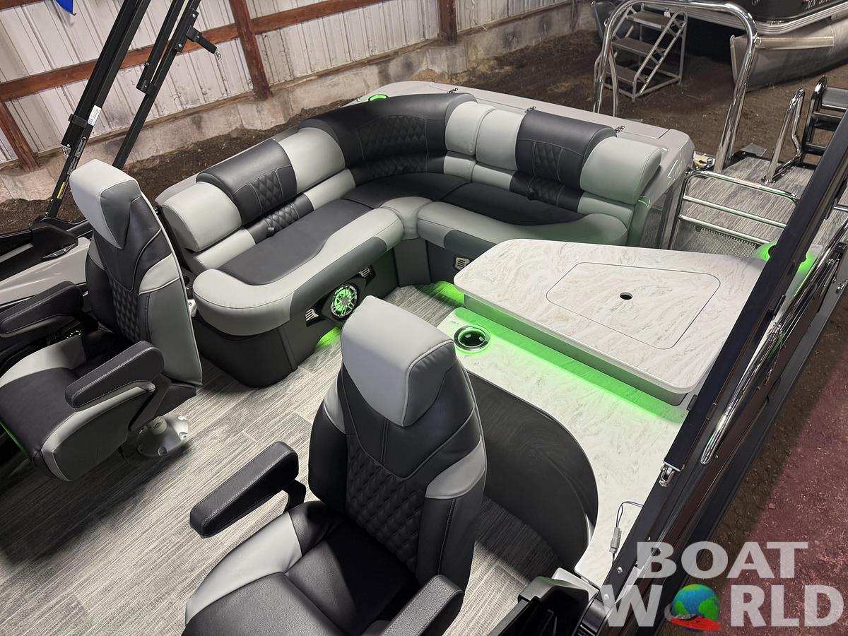 2026 Tahoe Pontoons Cascade 2385 Elite Windshield Tritoon