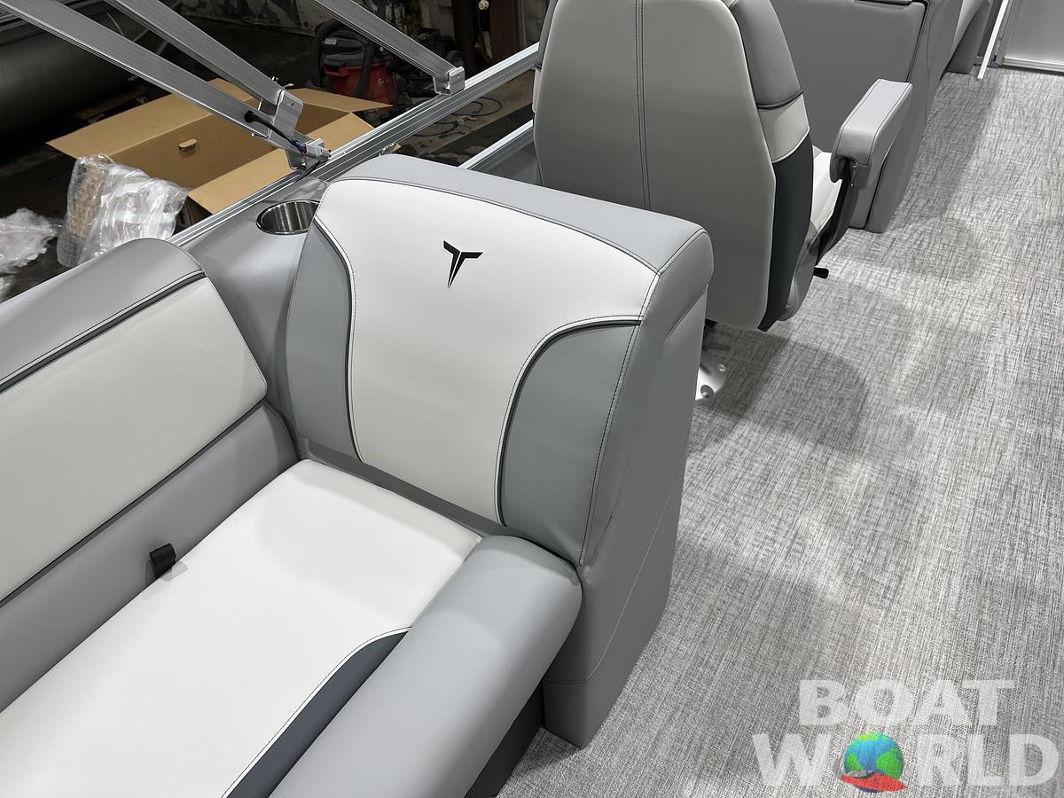 2026 Tahoe Pontoons Sport 2180 Quad Lounge