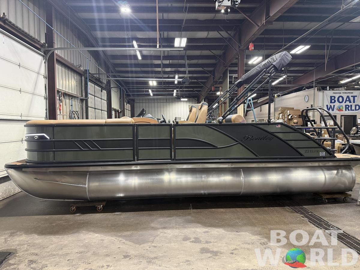 2026 Bentley Pontoons Elite 223 Swingback Tritoon & 200HP 