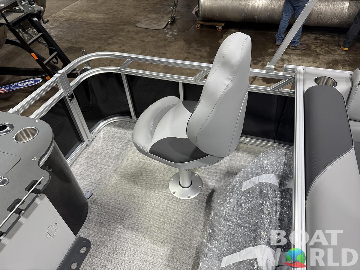 2026 Tahoe Pontoons Sport 2185 Rear Fish 