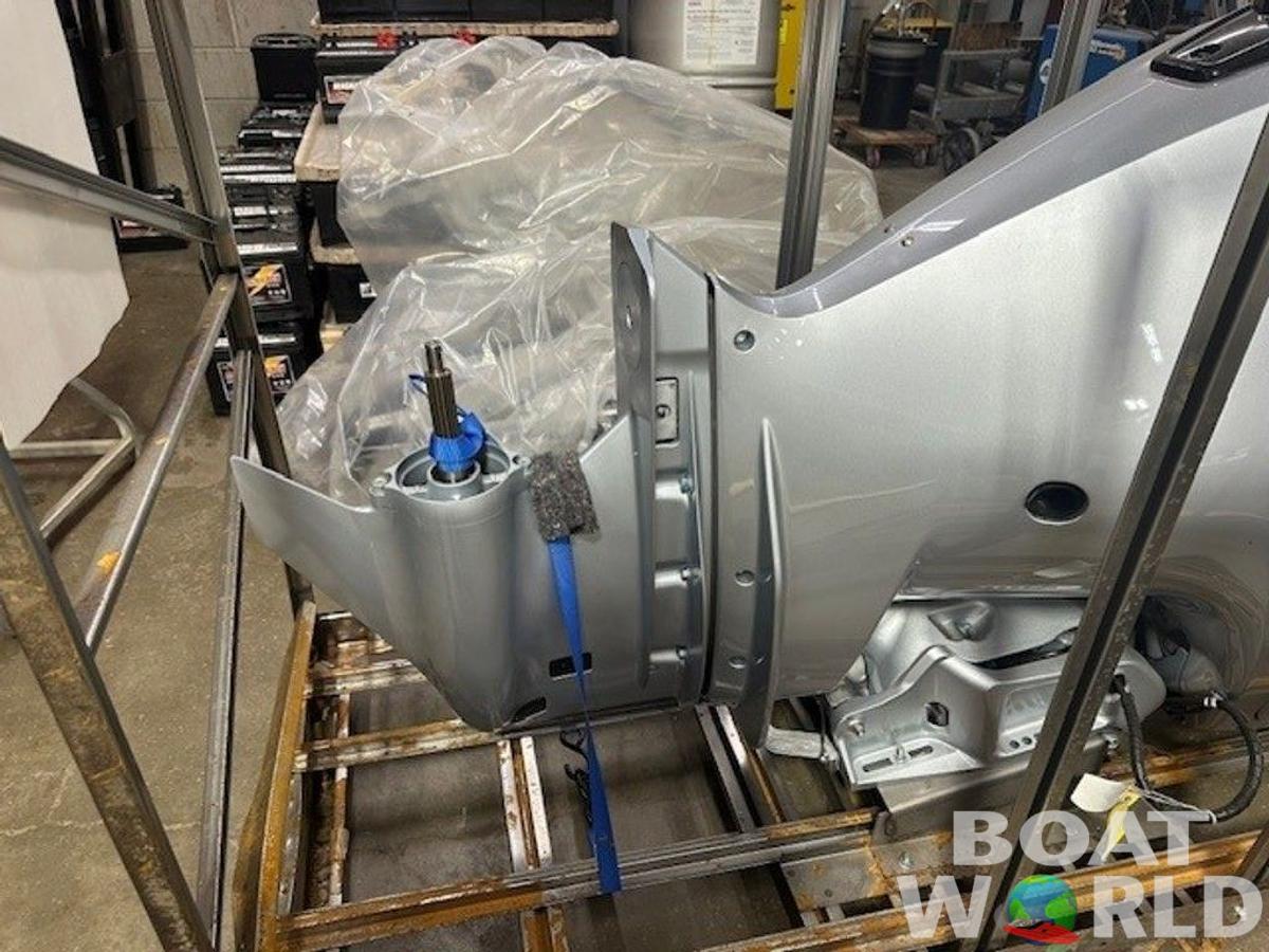 2025 Honda Marine 350HP 5.0 V8 Outboard Motor ***New***