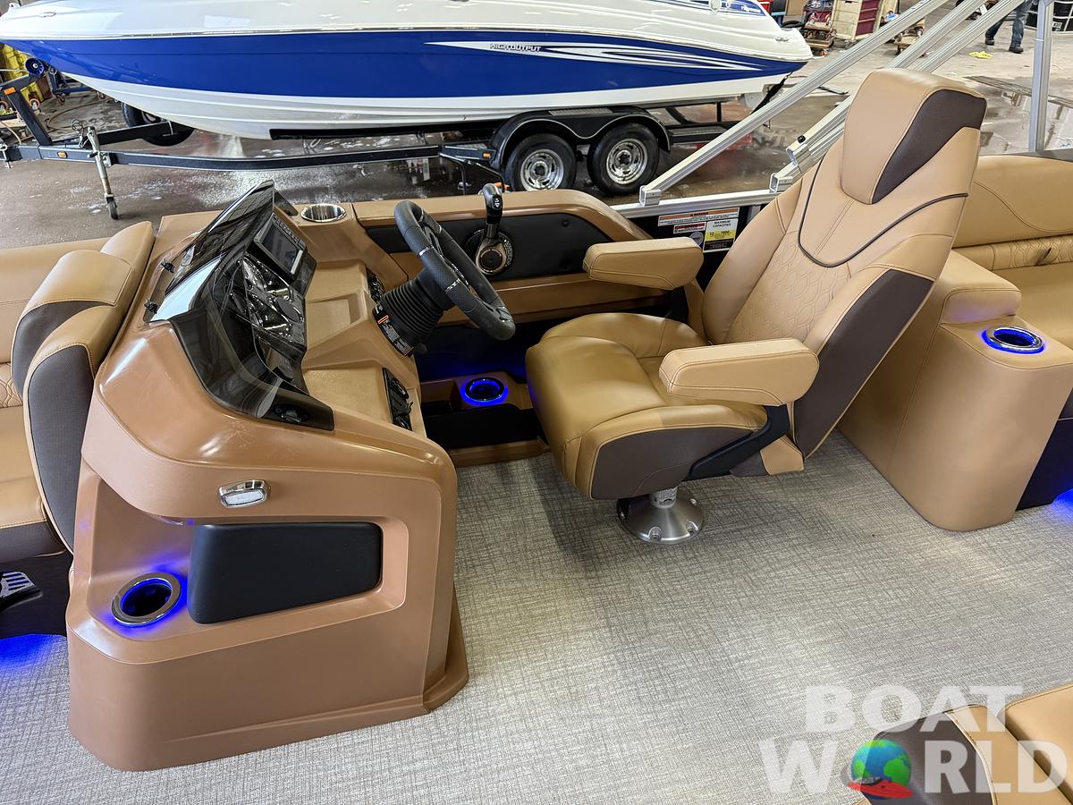 2025 Tahoe Pontoons LTZ 2385 Quad Lounge Shift Flip Tritoon & Honda 4-Stroke EFI