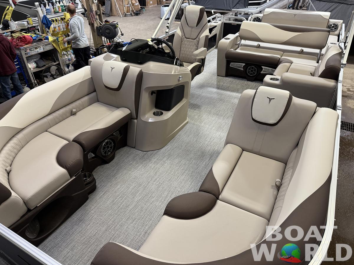 2025 Tahoe Pontoons LTZ 2385 Swingback (VRL) & Honda 4-Stroke EFI